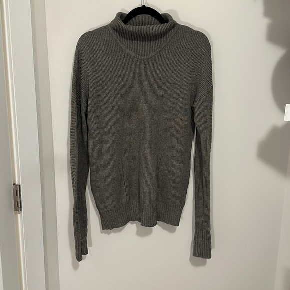 Lululemon knit sweater - Picture 1 of 3